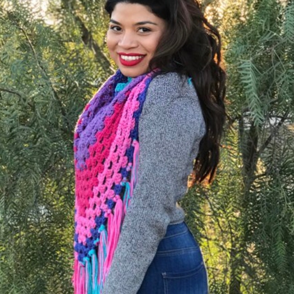 Triangle scarf